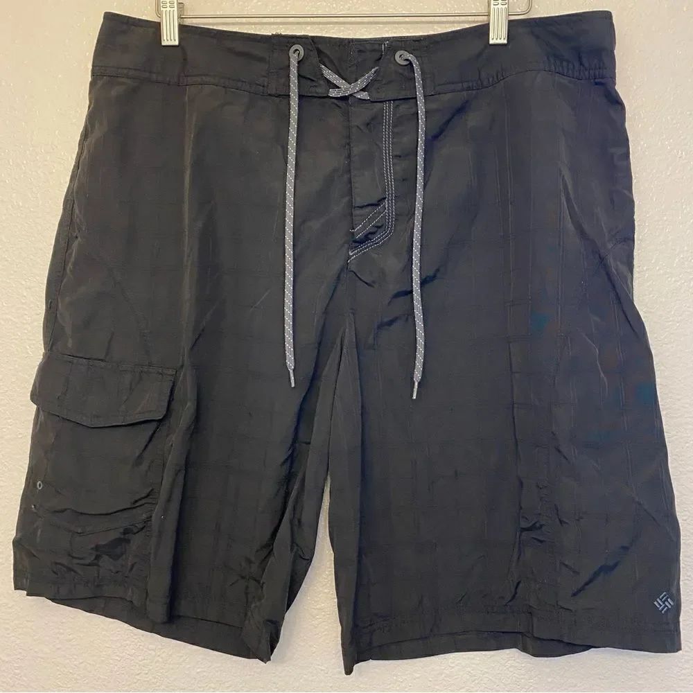 Men’s Columbia Board swim Shorts Black drawstring omni shield advanced repel 38